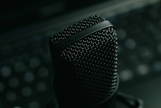 Charla con María de Miguel