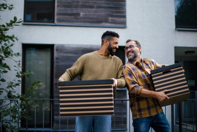Vecinos que se ayudan sin ponerse de acuerdo