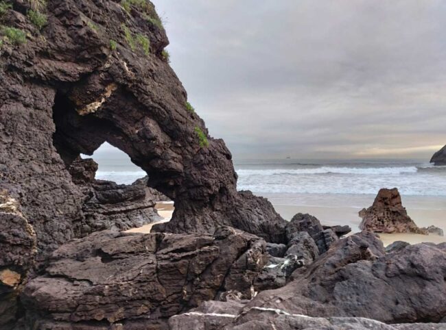 La roca de Carranques – NB Radio Digital La roca de Carranques