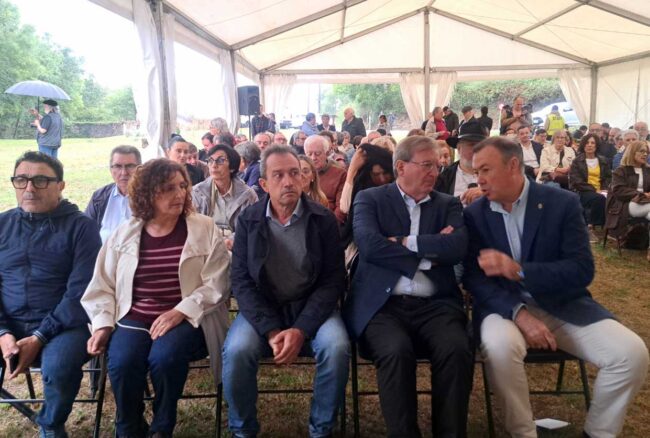 Homenaje a las víctimas de la fosa de El Rellán